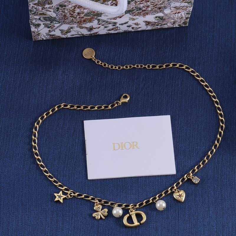 Dior Necklace 06lyr589